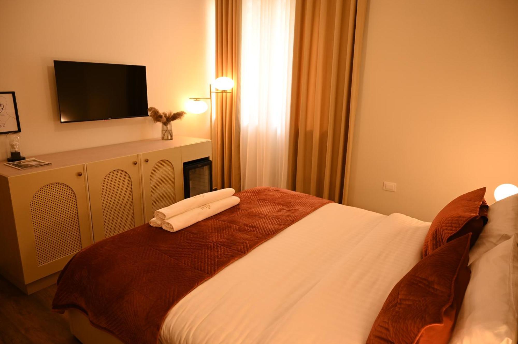 טיראנה Niche Boutique Hotel מראה חיצוני תמונה