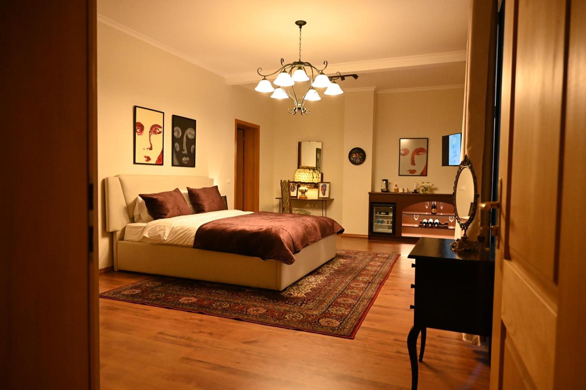 טיראנה Niche Boutique Hotel מראה חיצוני תמונה